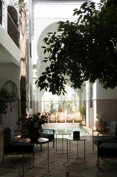 http://www.mounasaboni.com/files/gimgs/63_riad-sashemabd19.jpg