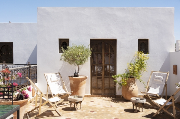 http://www.mounasaboni.com/files/gimgs/63_riad-sashemabd23.jpg